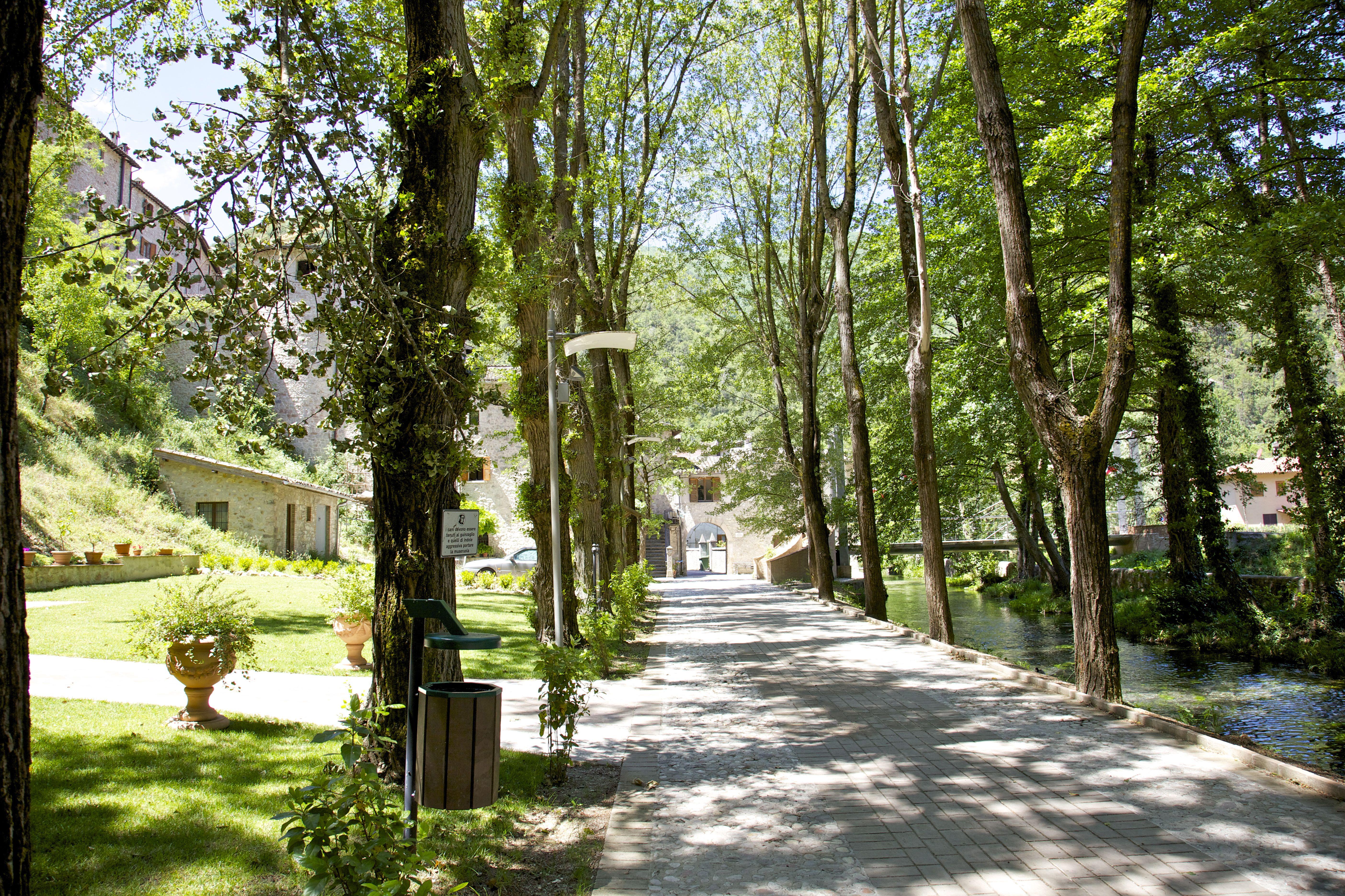 Torre Del Nera Albergo Diffuso & Spa Scheggino Exterior photo