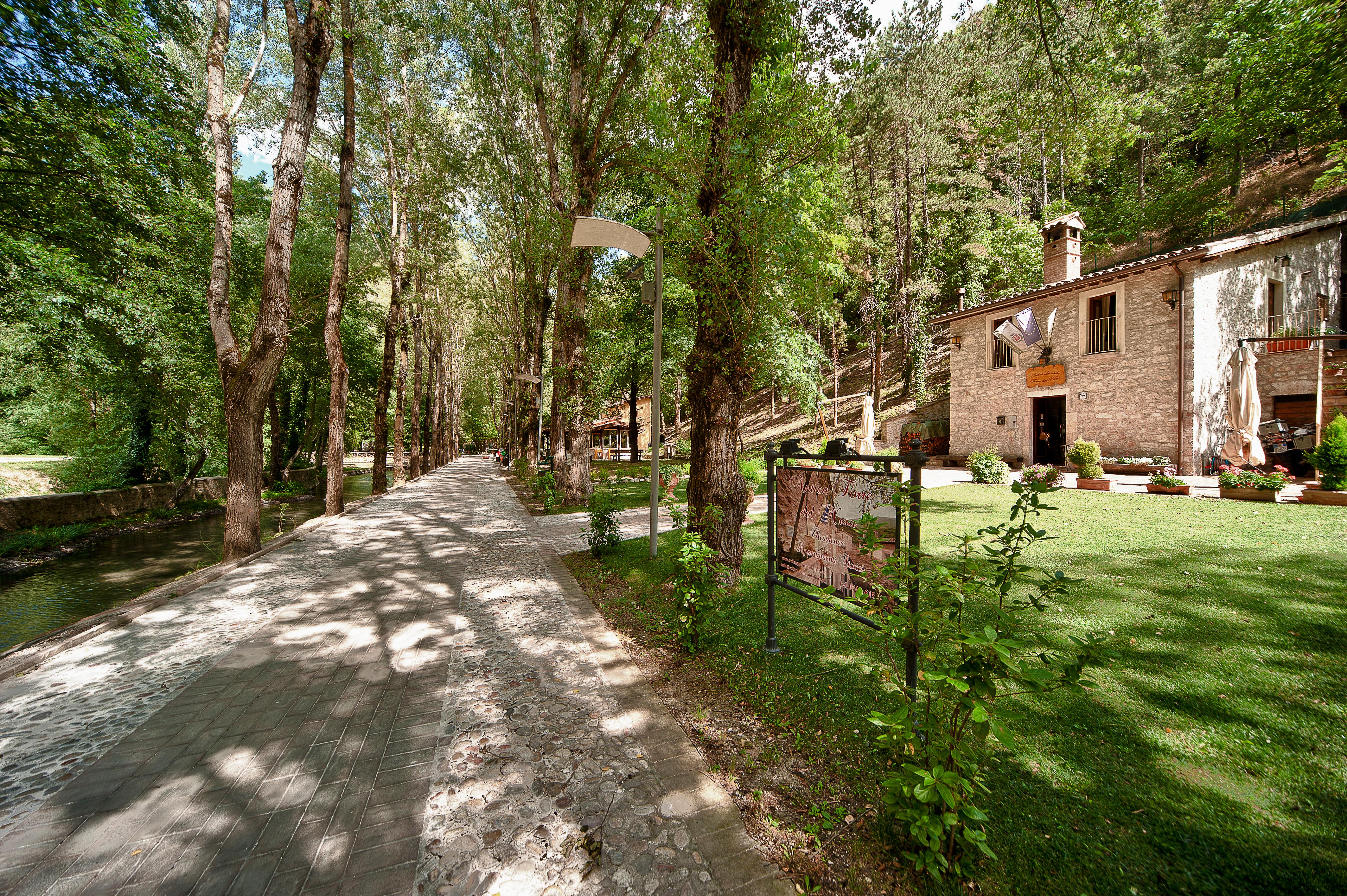 Torre Del Nera Albergo Diffuso & Spa Scheggino Exterior photo